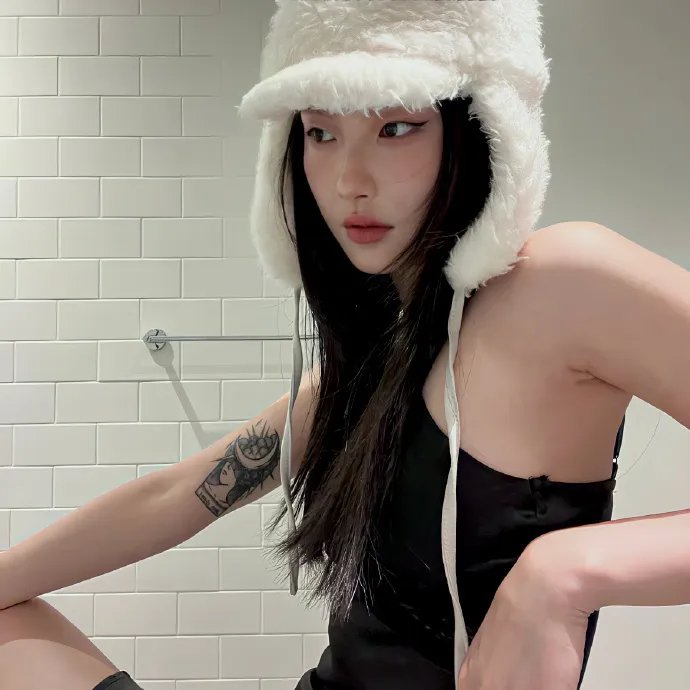 爱在初春惊变时
